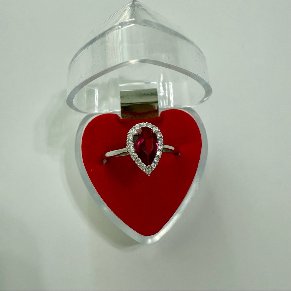 Elegant Silver and Red Teardrop Ring